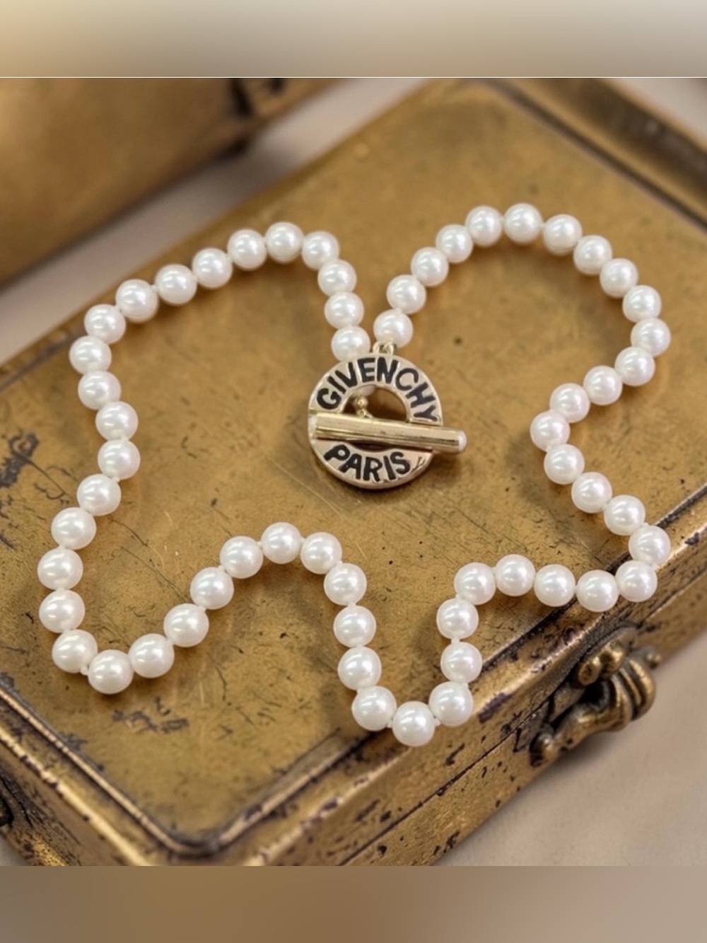 Vintage Givenchy Paris Faux Pearl Gold Tone Runway Necklace 1980’s Rare Find
